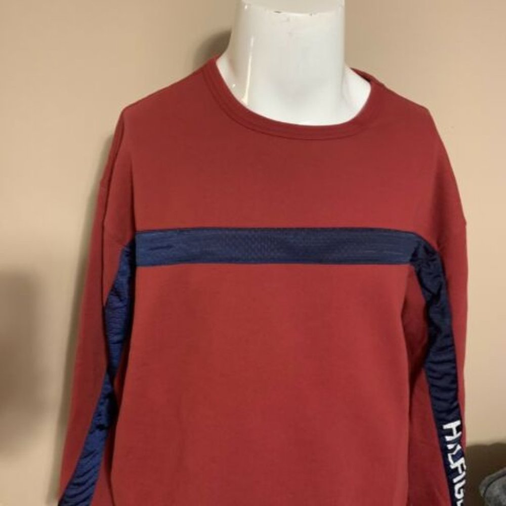 Vintage TH Spell Out Sleeve Mens Red Crewneck Size XL